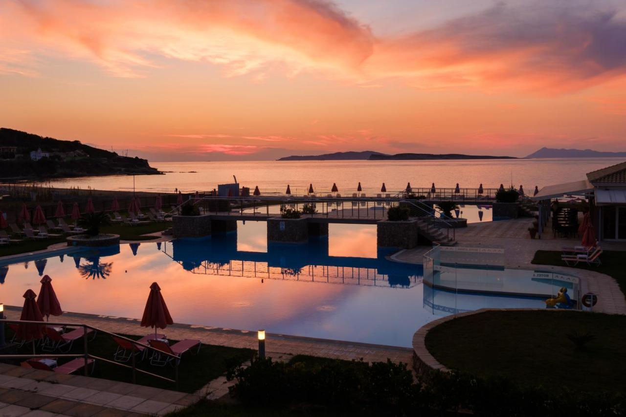 Athina 3* Agios Stefanos Avliotes (Corfu)