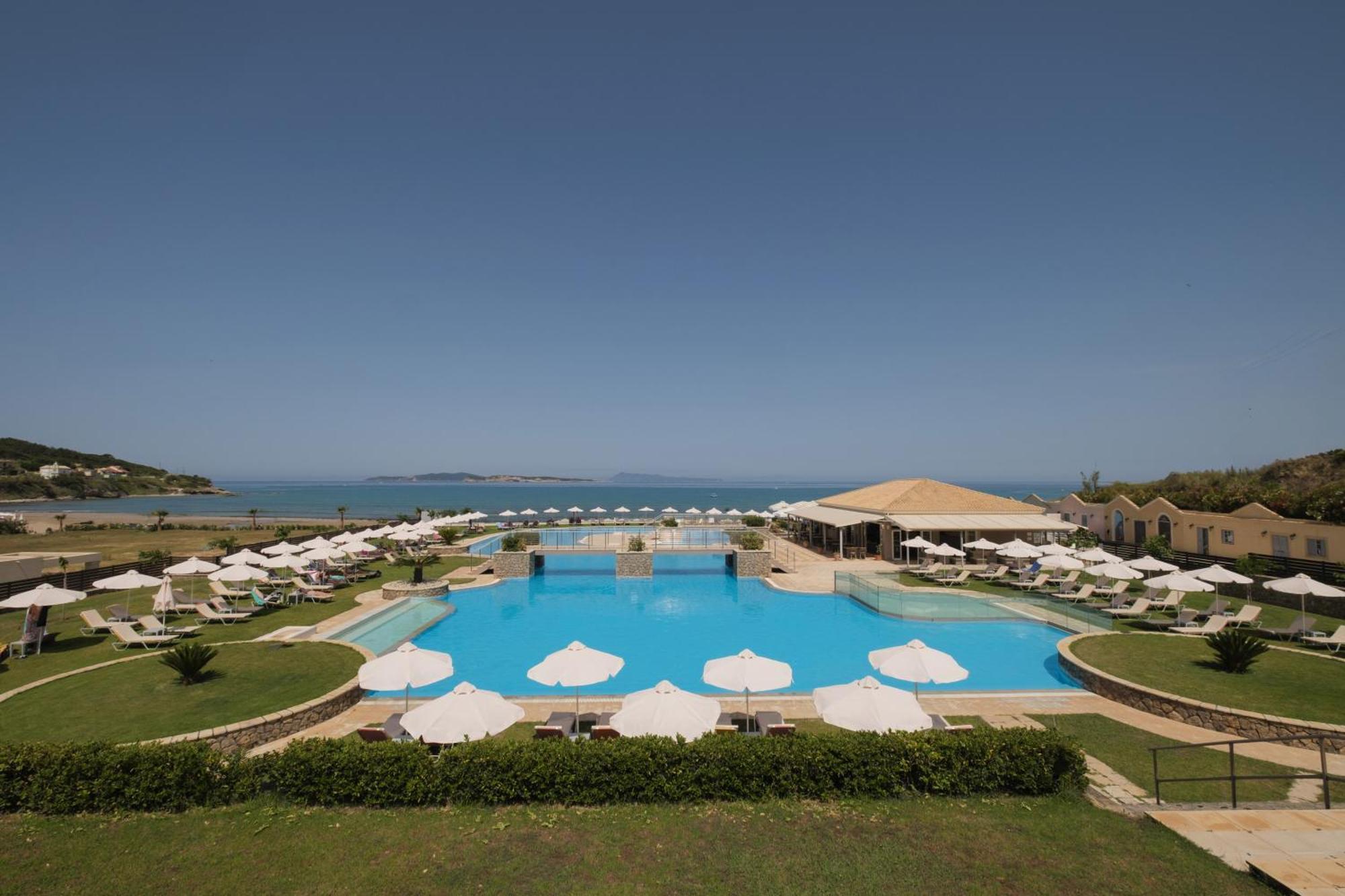 Athina 3*
