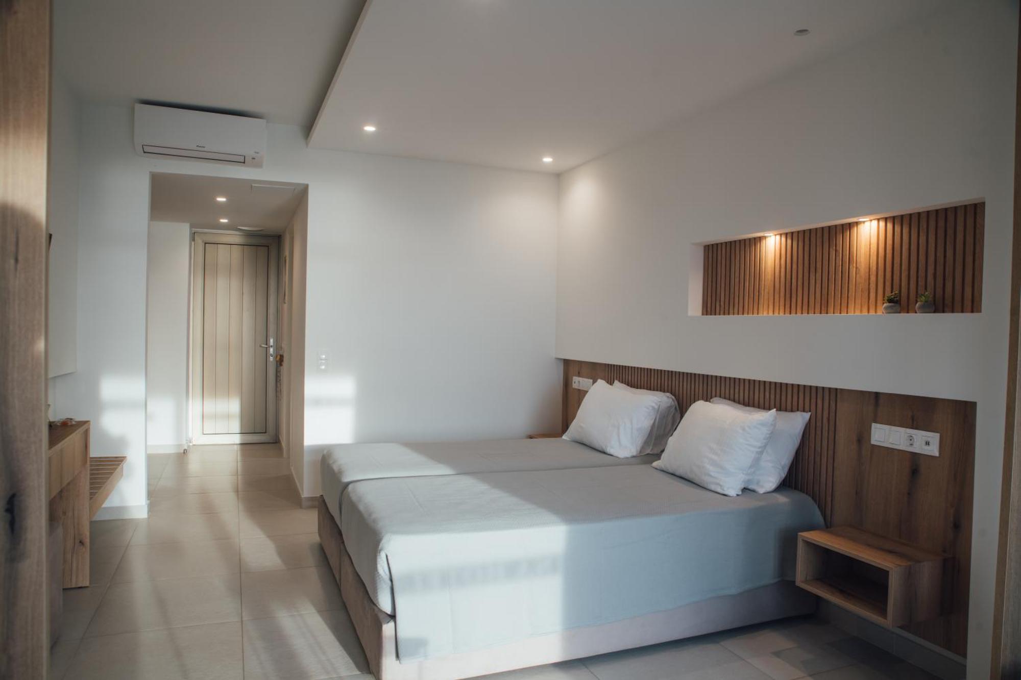Athina Hotel