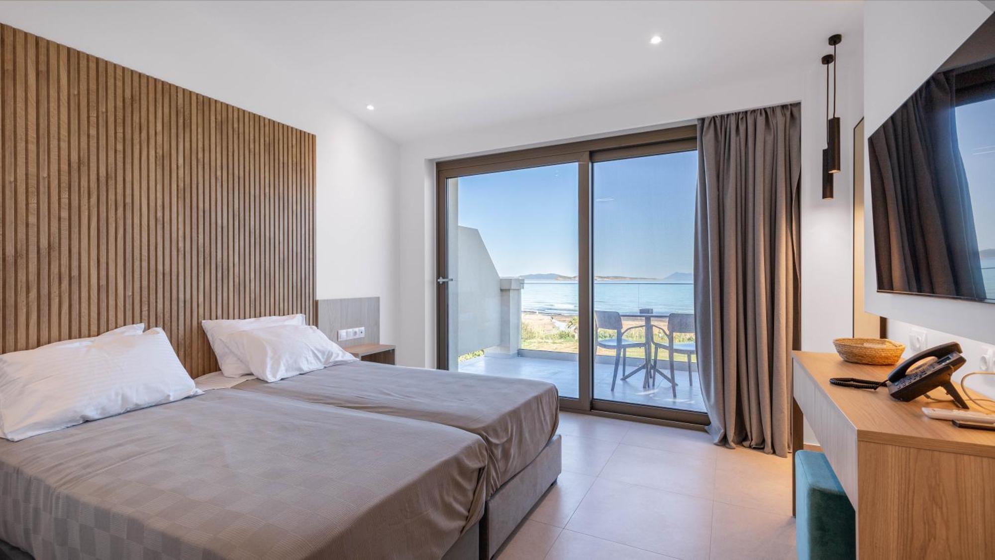 Athina Hotel Agios Stefanos Avliotes (Corfu)